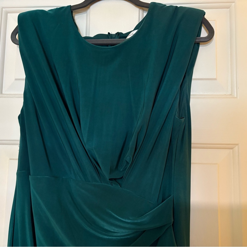 Elegant Emerald Dress